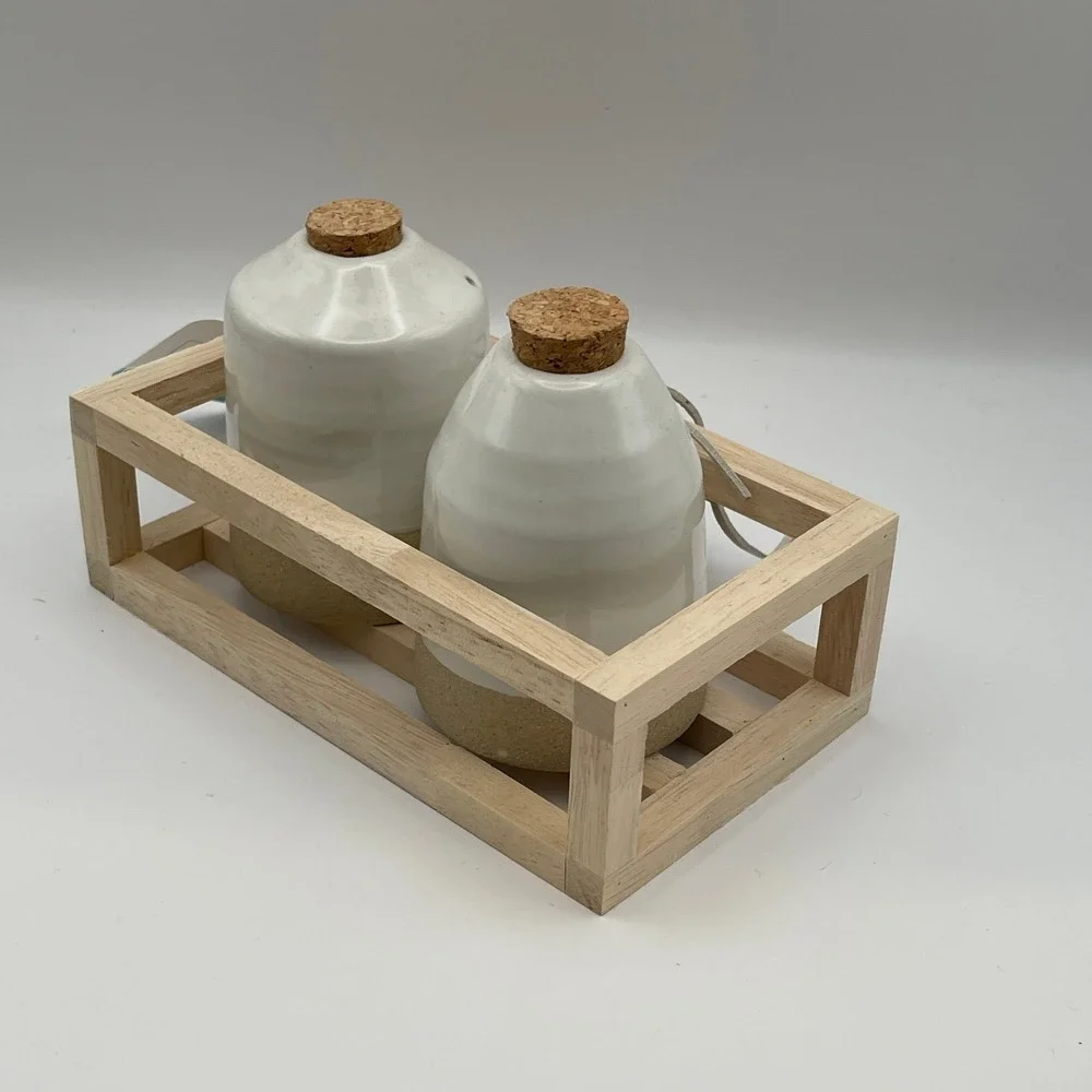 Mud Pie Ceramic Salt and Pepper Shaker Set with Wood Crate Caddy White Tan New